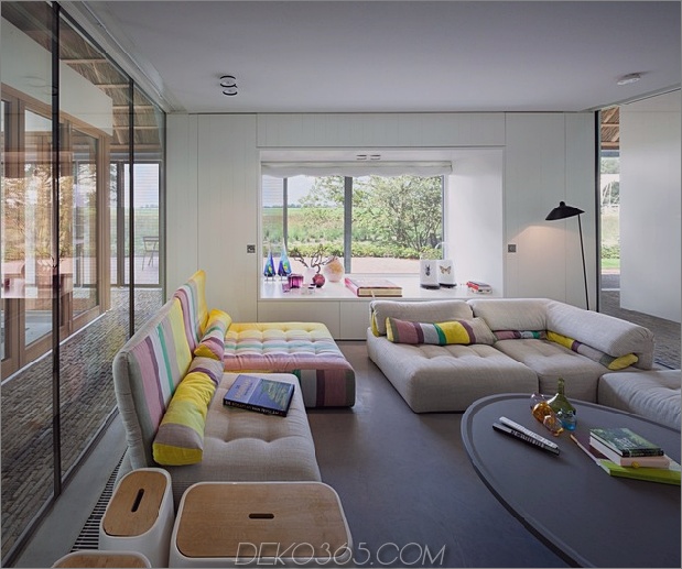 scheune-design-home-niederländisch-umwandlung-innenraum-modern.jpg