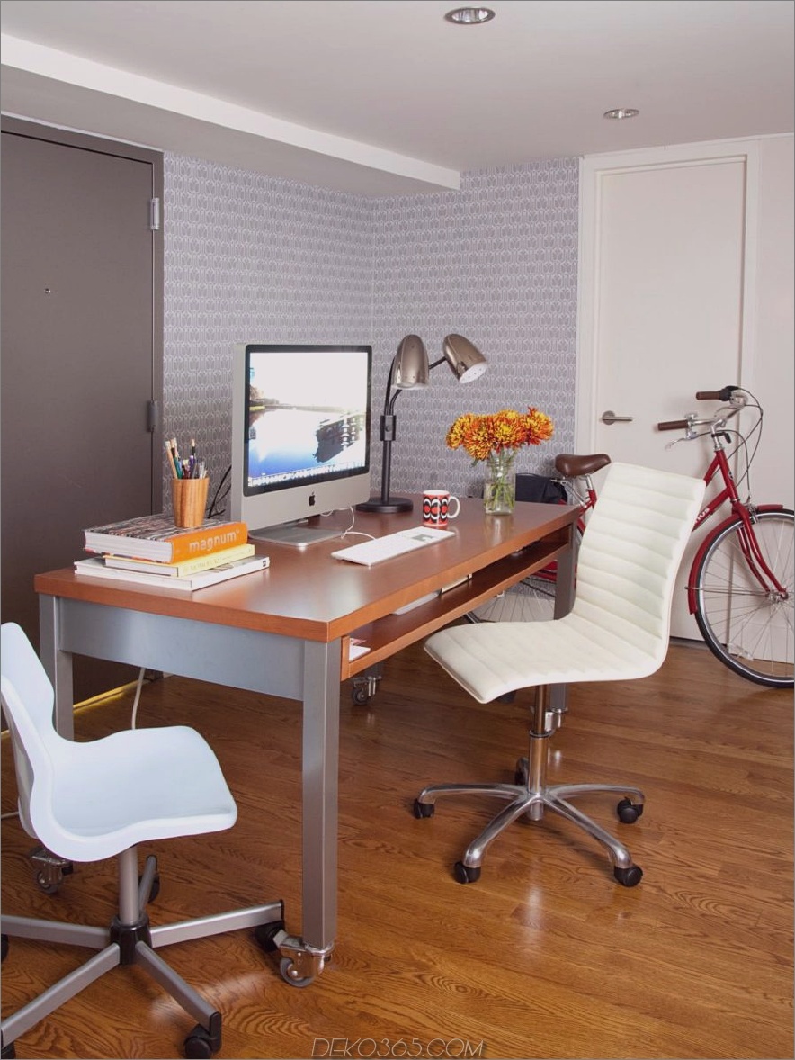 Beweglicher Arbeitsplatz minimalistisches Home Office