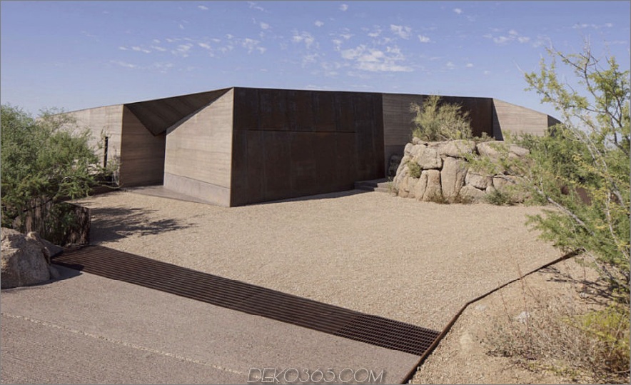 Desert Courtyard House von Wendell Burnette Architects