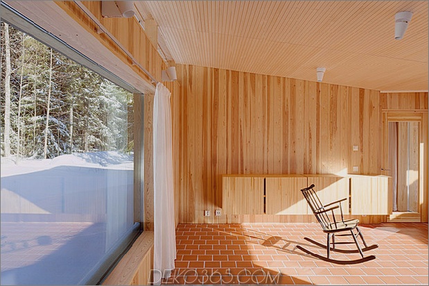4-season-timber-cottage-built-by-single-carpenter-14-bedroom-window.jpg