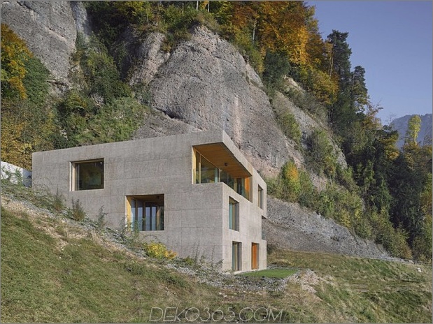 Hang-Home-Holzrahmenkonstruktion-Beton-Fassade-15-exterior.jpg
