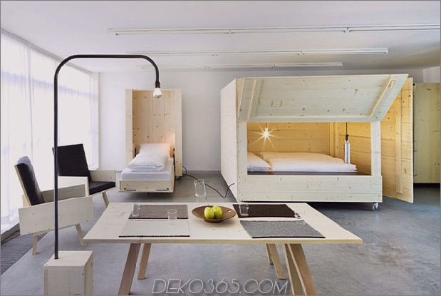 Ein öffentliches Studio verwandelt private Wohnmöbel mit zweckeinrichtungen. 1 Kieferstück thumb 630x422 26300 All Wood Interiors mit zweckmöbeln