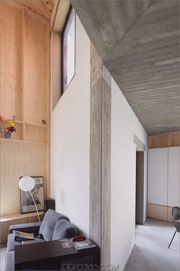 Belgien-Winkel-Haus-mit-Beton-Holz-und-Ziegel-Interieurs-4.jpg