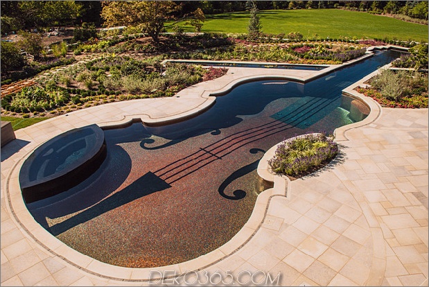 preisgekrönt-stradivarius-violine-pool-cipriano-landscape-design-9-patio.jpg