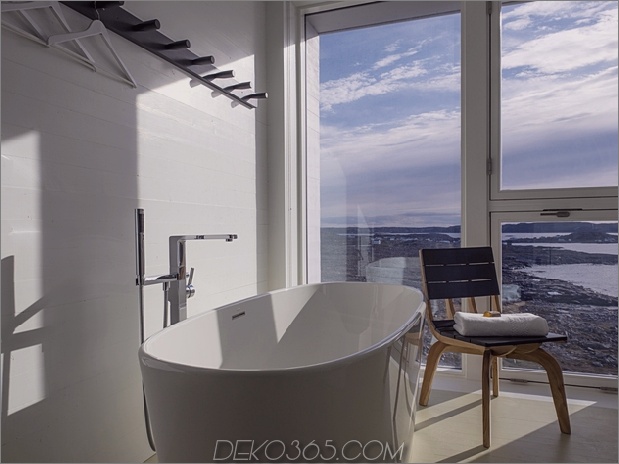 fogo-island-inn-angebote-design-inspiration-modern-lebensstile- 5-bathroom.jpg