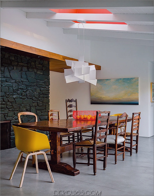 10-mid-century-modern-dining-room-yellow-modern-chair.jpg
