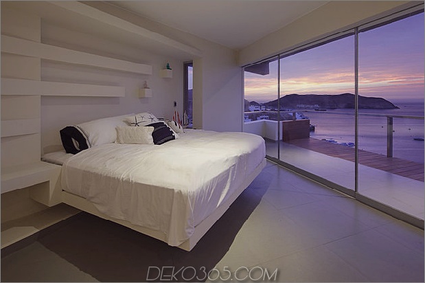 Steil-Felsen-Klippe-ausgesetzt-in-Ocean-View-Home-11-bedroom.jpg