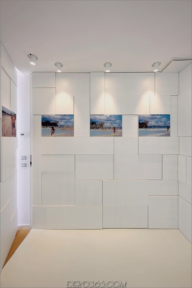 minimalistisches Haus am Meer mit strukturierten Innenwänden-9.jpg