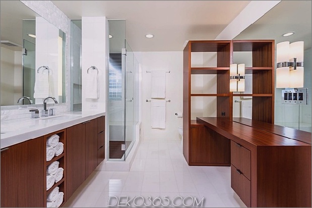 kunstvoll-renovierung-ikonenhaft-Mitte-Jahrhundert-Los-Angeles-Residenz-24-Large-bathroom.jpg