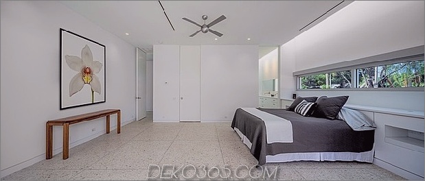 tall-private-florida-home-with-open-indoor-outdoor-flure-23-bedroom.jpg