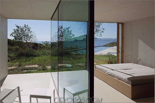 Beton-Glas-Home-Main-Level-Holz-Decke-22-Bett.jpg