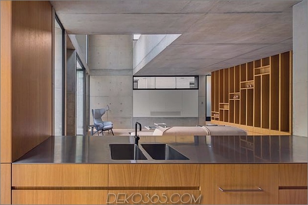haus-interessant-holz-treppenhaus-design-kind-verstecken-5-kitchen.jpg