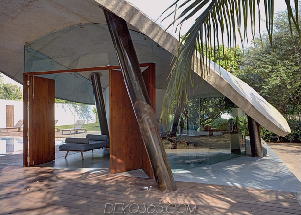 indoor-outdoor-home-india-überdachte-beton-blätter-4-living.jpg