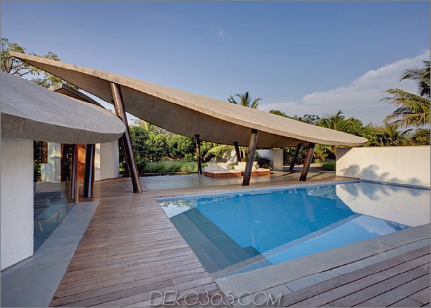 indoor-outdoor-home-india-überdachte-beton-blätter-6-pool.jpg