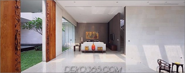 indonesisch-Zen-Haus-mit-detaillierte-Garten-gefüllt-Innenraum-12-couches.jpg