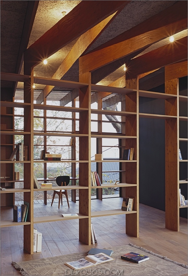 japanisch-wohnsitz-mit-holz-und-glas-geometrie-21.jpg