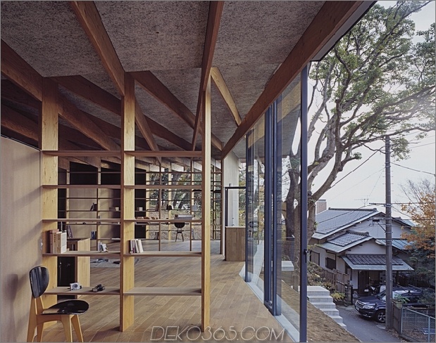 japanisch-wohnsitz-mit-holz-und-glas-geometrie-7.jpg