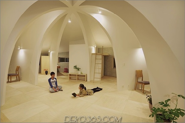 Offenes Konzept japanisches Einfamilienhaus mit gewölbtem Innenraum 1 Nachtbeleuchtung thumb 630x419 27572 Offenes Konzept japanisches Einfamilienhaus mit gewölbtem Interieur