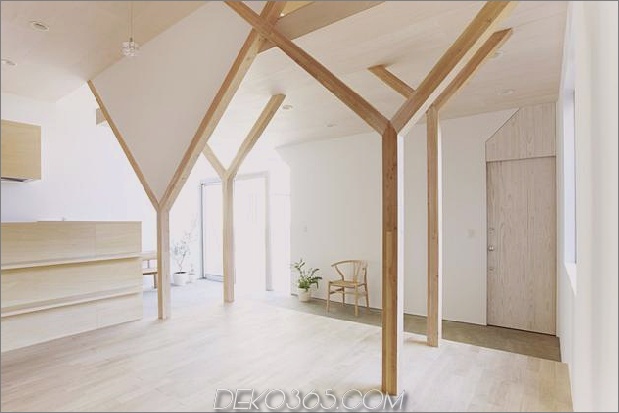 japanisch-home-big-roof-8-large-y-unterstützt-9-living.jpg