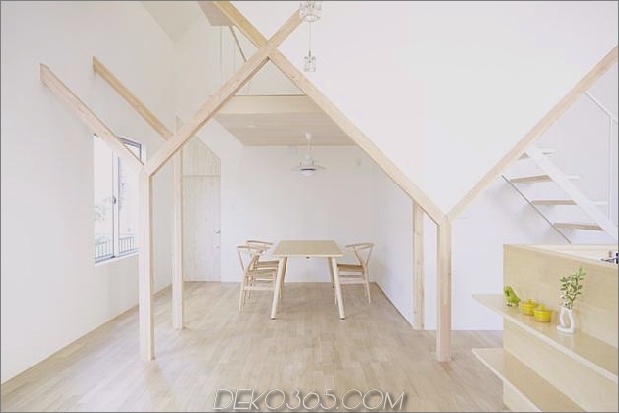 japanisch-home-big-roof-8-large-y-unterstützt-11-dining.jpg
