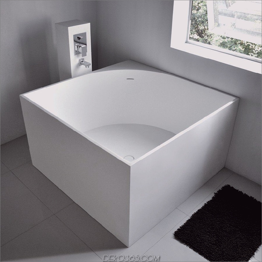 Quadratische freistehende Badewanne 41 'x 41' von ADM Bathroom Design
