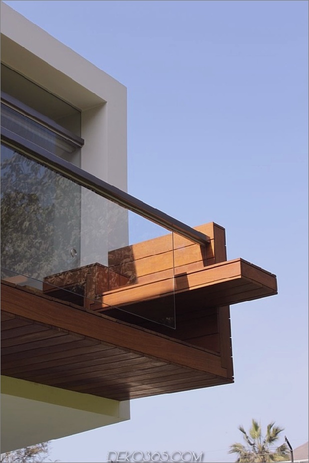 kreativ-cool-dual-auslegerhaus-peru-11-deck-detail.jpg