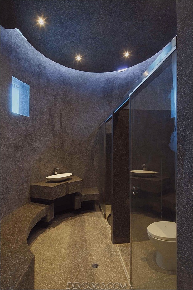 kreativ-cool-dual-auslegerhaus-peru-23-round-bathroom-bottom.jpg