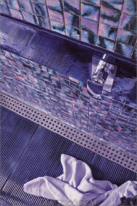 franco-pecchioli-purple-bathroom-ideas-designs-3.jpg