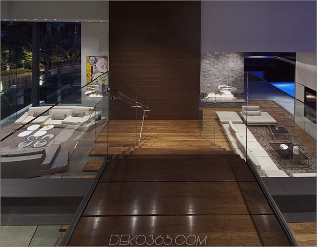 Luxus-Einfamilienhaus mit transparenten Wänden und Bowlingbahn-8.jpg