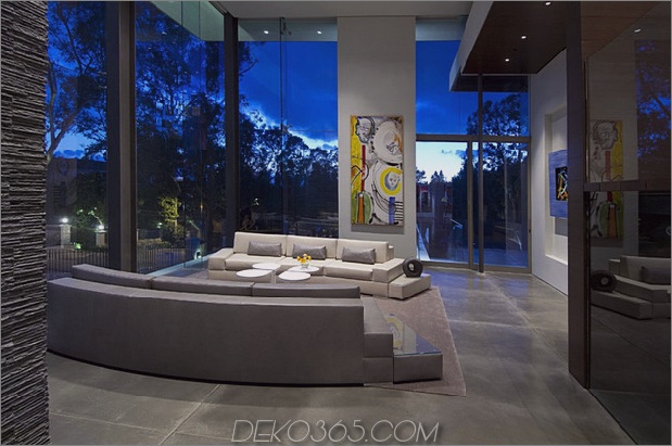 Luxus-Einfamilienhaus mit transparenten Wänden-und-Bowling-Gasse 11.jpg