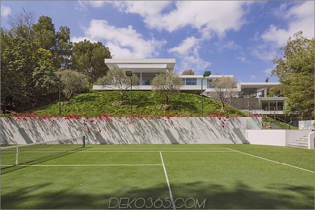 Luxus-Los-Angeles-Haus-mit-Dach-Decks-9-Tennisplatz.jpg