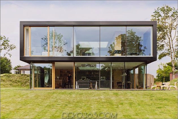 minimalistisches home-use-pine-ply-design-elements-13-exterior.jpg