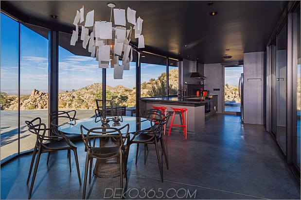 modern-desert-home-hof-pool-views-9-dining-kitchen.jpg