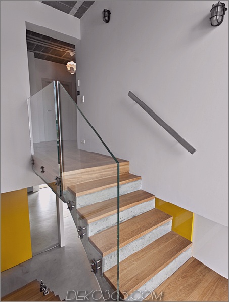 weniger--Mantra-skandinavischen Stil-Balken-Blockhaus-11-treppen.jpg