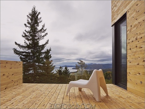 scheune-aesthetic-muse-modern-home-7-deck.jpg