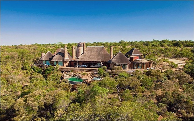 südafrikanische villa-mit-höhle-like-interiors-und -observatorium-3.jpg