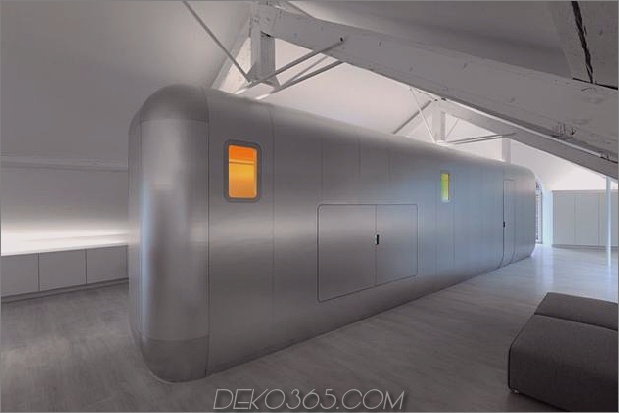 ultramodern-belgisch-loft-inspiriert-retro-luftstrom-silhouette-13-living.jpg