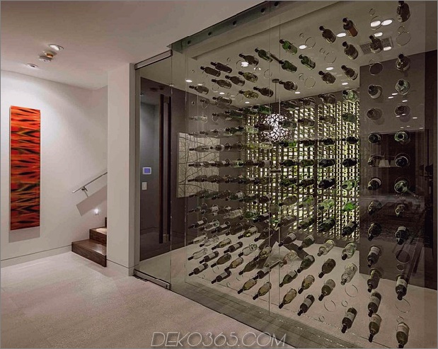 massiv-ultramodern-hügel-los-angeles-jet-set-estate-22-wine.jpg