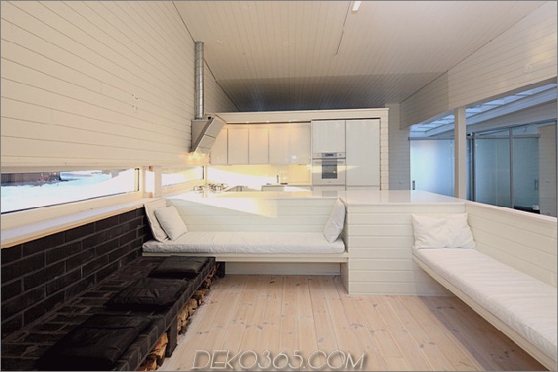 minimalistisches Holzboothaus-schwimmend in Finnland-Wald-7.jpg