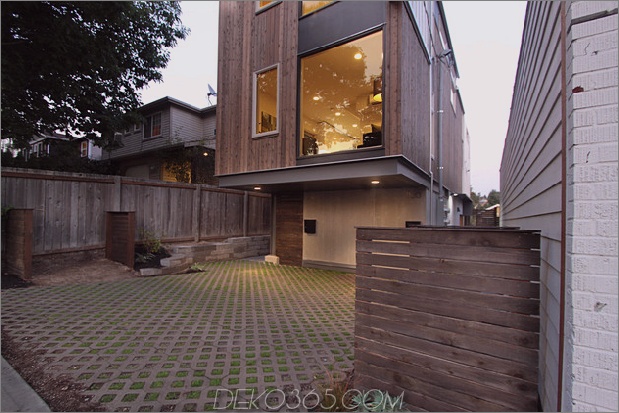 Vertical-House-Raises-Sustainable-Seattle-Living-to-New-Höhen-18.jpg