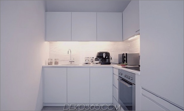 villa-griechenland-kombiniert-old-world-charm-modern-minimalismus-18-kitchen.jpg