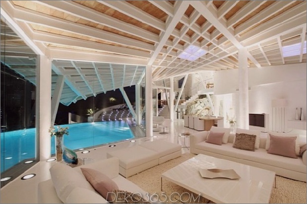 Vogelhaus-in-Mallorca-mit-Flügel-und-Luxus-Decks-12.jpg