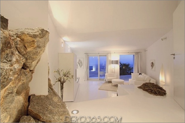 Vogelhaus-in-Mallorca-mit-Flügel-und-Luxus-Decks-16.jpg