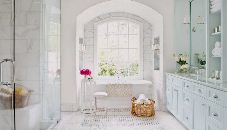 Weiße Badezimmer-Designs, die Ihre nächsten Renovierungen inspirieren werden_5c58902b7626b.jpg