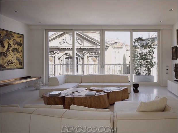 Weiße Farbtöne definieren luxuriöses stöckiges Mailand Apartment 2 Wohnzimmer thumb 630x470 18148 Weiße Farbtöne definieren luxuriöses stöckiges Apartment in Mailand