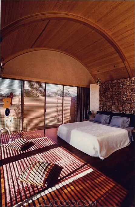 Wüste-Wohnung-Kupfer-plattiertes Fass-Dach-17-Master-Bedroom.jpg