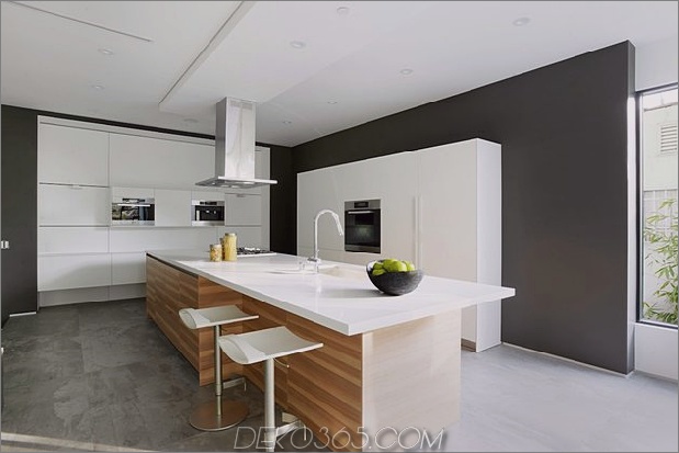 zeitgenössische-home-pool-black-white-iterior-14-kitchen.jpg
