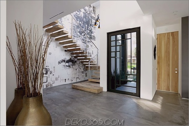zeitgenössische-home-pool-black-white-iterior-18-foyer.jpg