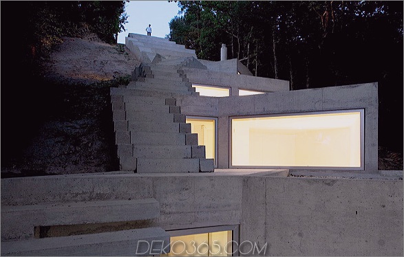 tolo house 1 Zeitgenössisches Wohndesign in Portugal Steiles Haus