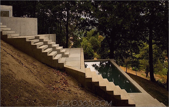 Zeitgenössisches Wohndesign in Portugal – Haus mit steiler Steigung_5c5b46e799633.jpg